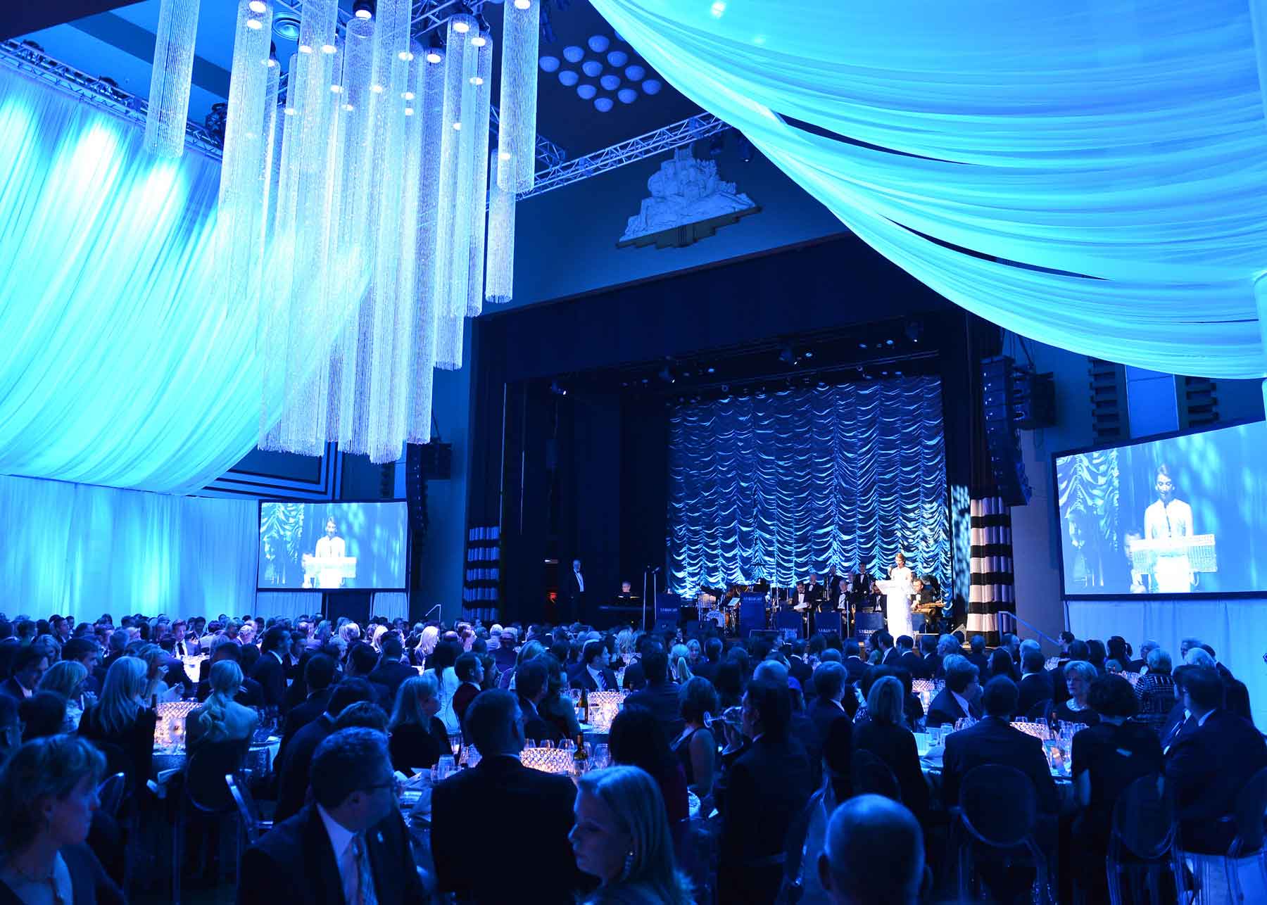 The Carlu